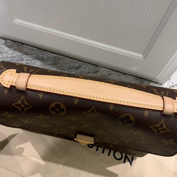 Louis Vuitton Pochette Métis - Picture 4 of 7